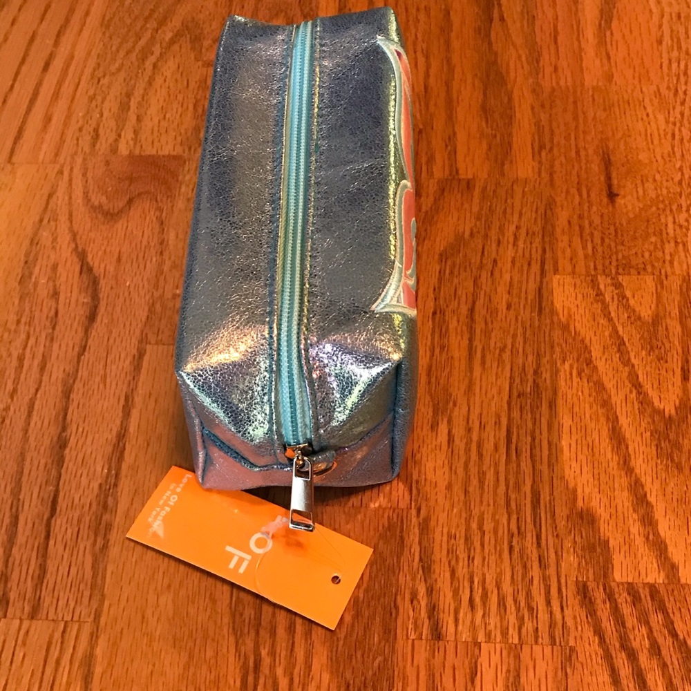 NWT LOF Mermaid Fin Blue Wristlet/Bag - Picture 11 of 16